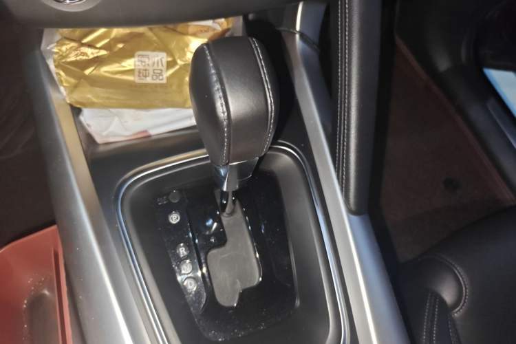 Used Renault Kadjar 2016 2.0L Two-Wheel Drive Prestige Edition Gear Lever