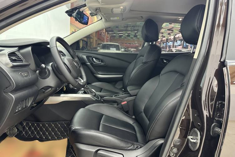 Used Renault Kadjar 2016 2.0L Two-Wheel Drive Leading Edition Interior 2