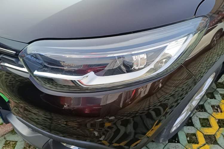 Used Renault Kadjar 2016 2.0L Two-Wheel Drive Leading Edition Left Front Headlight