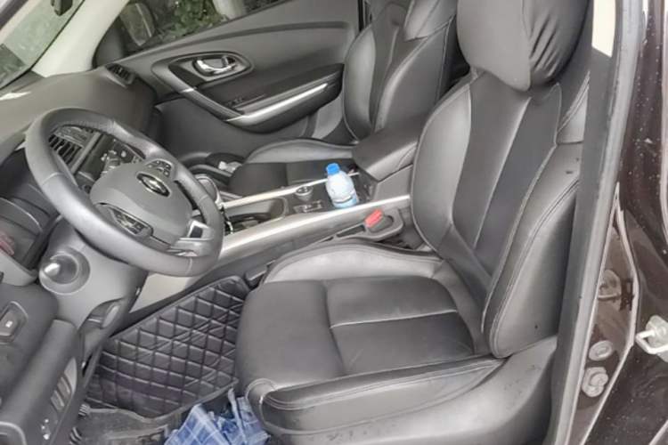 Used Renault Kadjar 2016 2.0L Two-Wheel Drive Prestige Edition Left Front Seat