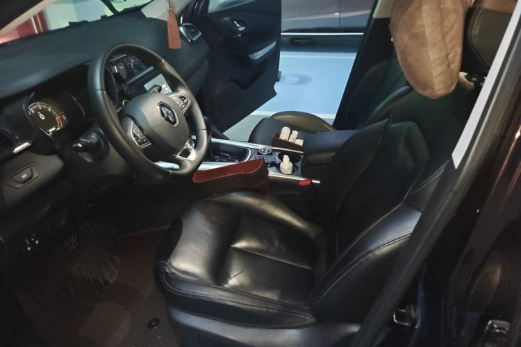 Used Renault Kadjar 2016 2.0L Two-Wheel Drive Prestige Edition Left Front Seat