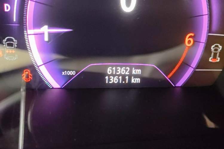 Used Renault Kadjar 2016 2.0L Two-Wheel Drive Prestige Edition Odometer Close Up