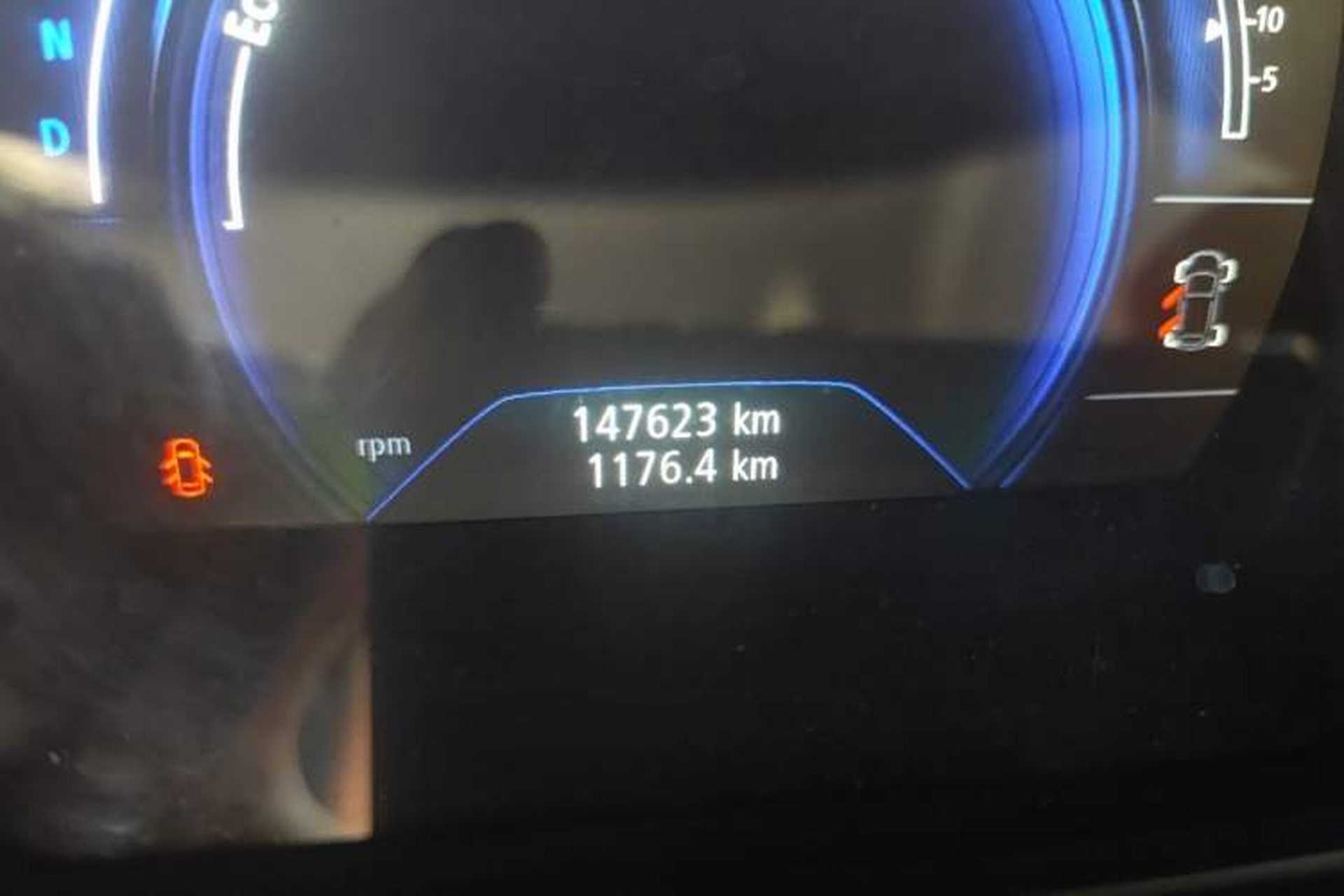 Used Renault Kadjar 2016 2.0L Two-Wheel-Drive Luxury Edition Odometer Close Up