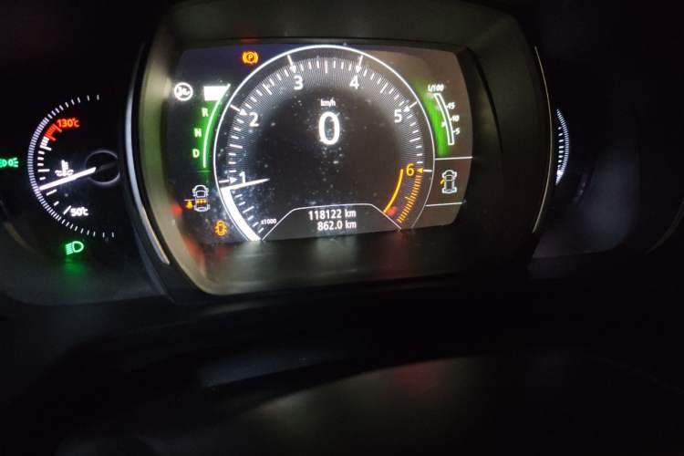 Used Renault Kadjar 2016 2.0L Two-Wheel Drive Leading Edition Odometer Close Up