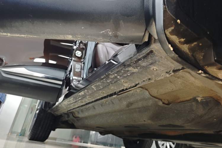 Used Renault Kadjar 2016 2.0L Two-Wheel Drive Prestige Edition Right Side Sill