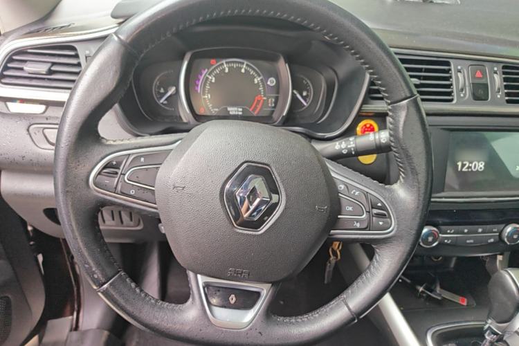 Used Renault Kadjar 2016 2.0L Two-Wheel-Drive Luxury Edition Steering Wheel