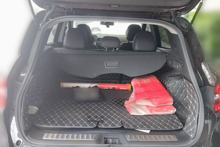 Used Renault Kadjar 2016 2.0L Two-Wheel Drive Prestige Edition Trunk