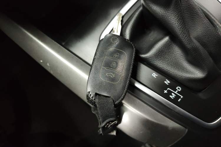 Used Renault Kadjar 2016 2.0L Two-Wheel Drive Leading Edition Vehicle Key