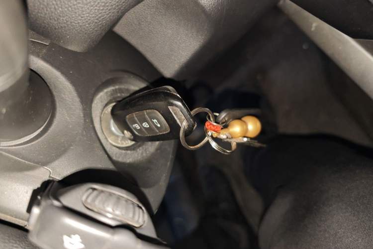 Used Renault Kadjar 2016 2.0L Two-Wheel Drive Leading Edition Vehicle Key
