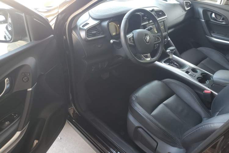 Used Renault Kadjar 2016 2.0L Two-Wheel-Drive Luxury Edition Driver Seat