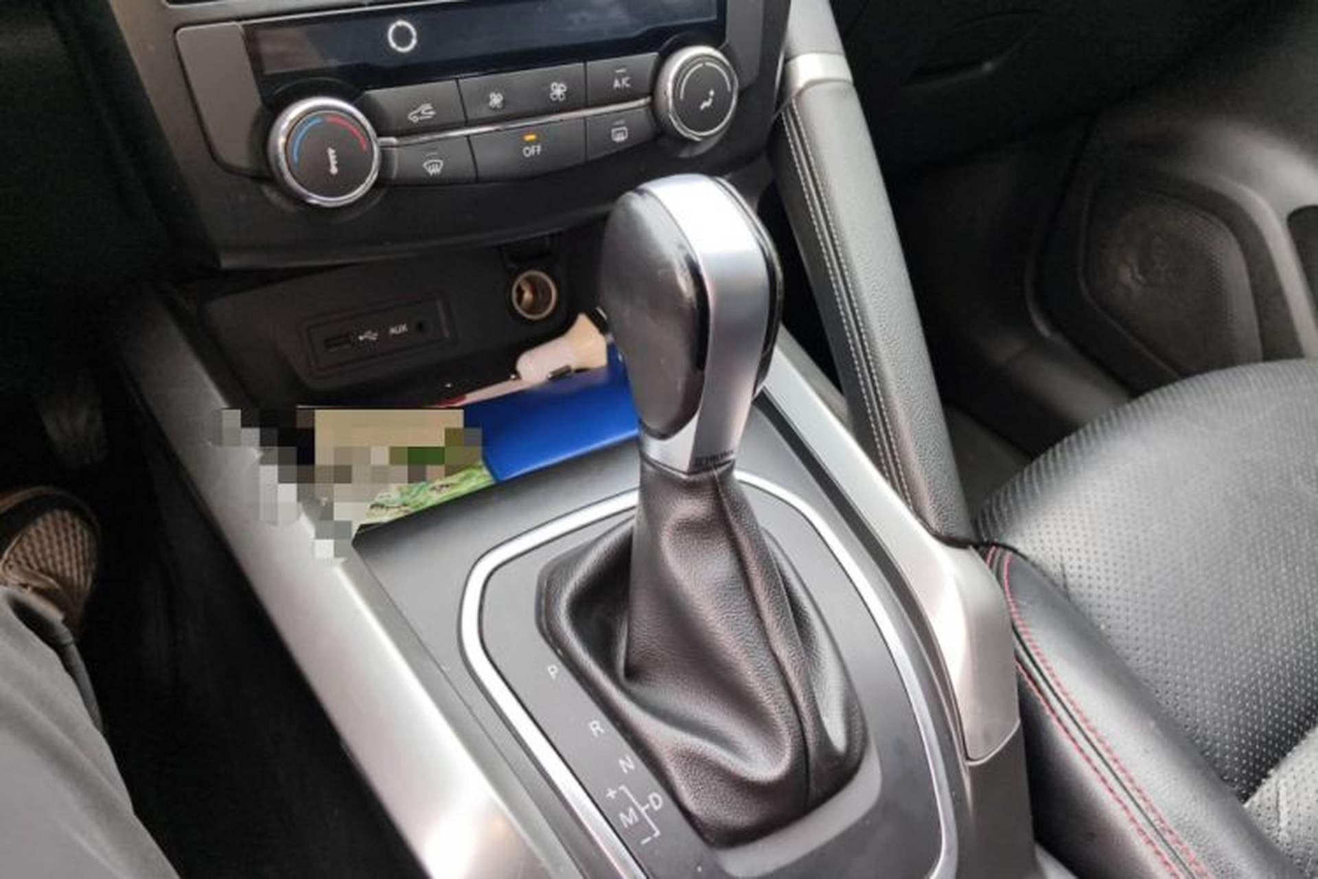 Used Renault Kadjar 2016 2.0L Two-Wheel Drive Comfort Edition Gear Lever