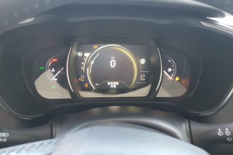 Used Renault Kadjar 2016 2.0L Two-Wheel-Drive Luxury Edition Instrument Cluster