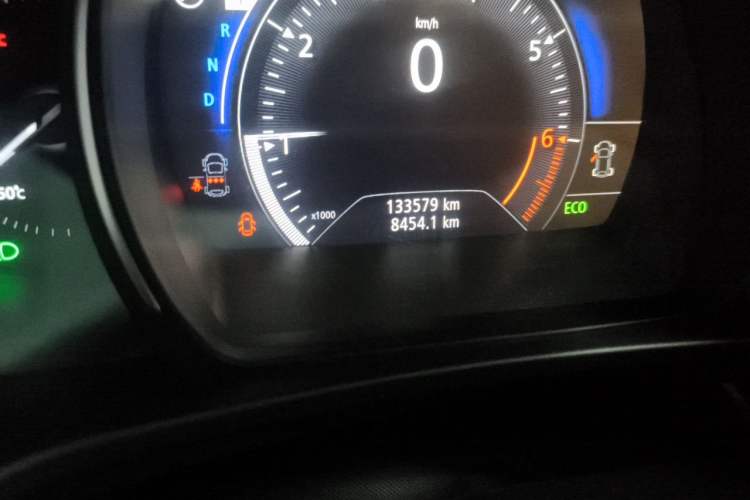 Used Renault Kadjar 2016 2.0L Two-Wheel Drive Prestige Edition Odometer Close Up