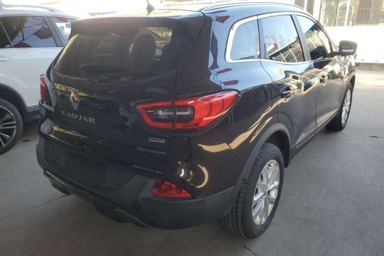 Used Renault Kadjar 2016 2.0L Two-Wheel-Drive Luxury Edition Rear Right 45 Deg