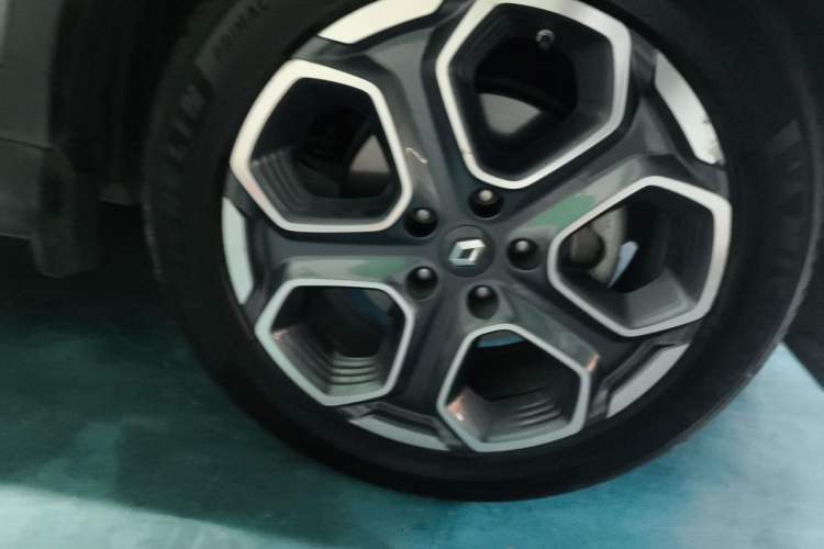 Used Renault Kadjar 2016 2.0L Two-Wheel Drive Prestige Edition Right Front Wheel Hub