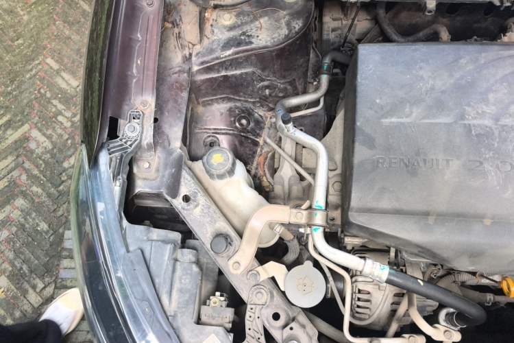 Used Renault Kadjar 2016 2.0L Two-Wheel Drive Leading Edition Engine Bay Right
