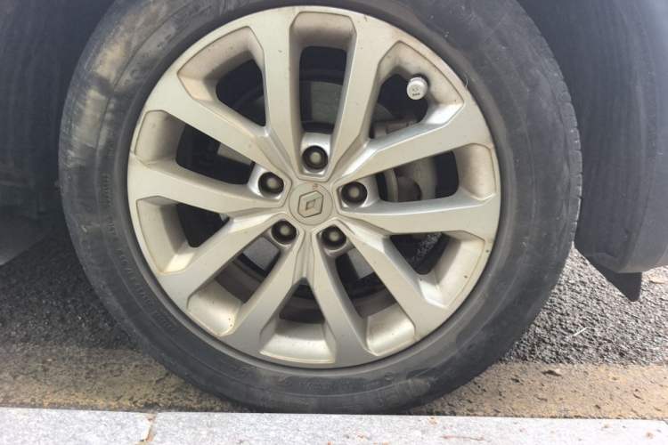 Used Renault Kadjar 2016 2.0L Two-Wheel Drive Leading Edition Right Front Wheel Hub