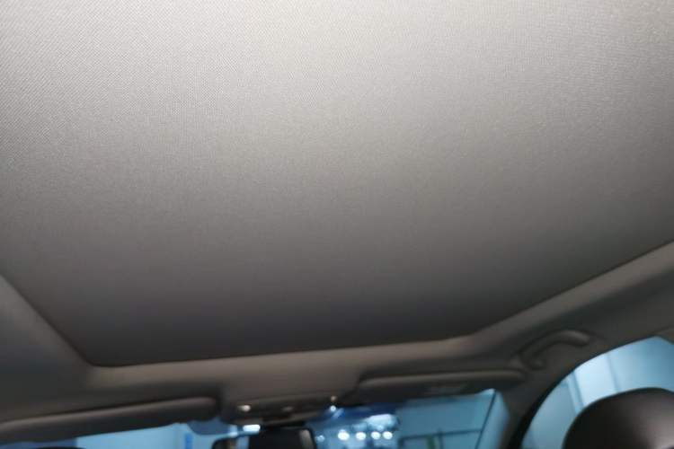 Used Renault Kadjar 2016 2.0L Two-Wheel Drive Prestige Edition Headliner