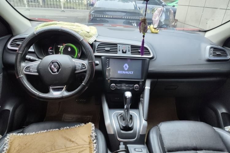 Used Renault Kadjar 2016 2.0L Two-Wheel Drive Leading Edition Center Console