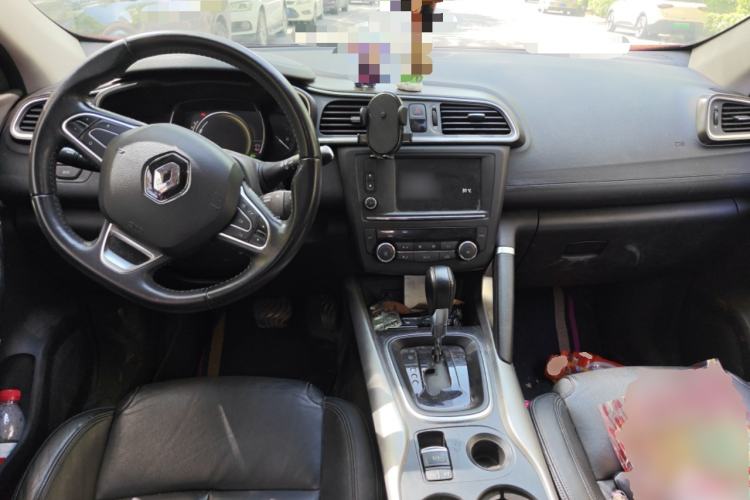 Used Renault Kadjar 2016 2.0L Two-Wheel-Drive Luxury Edition Center Console