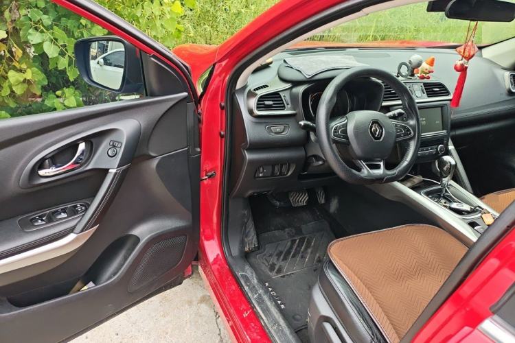 Used Renault Kadjar 2016 2.0L Two-Wheel-Drive Luxury Edition Driver Seat