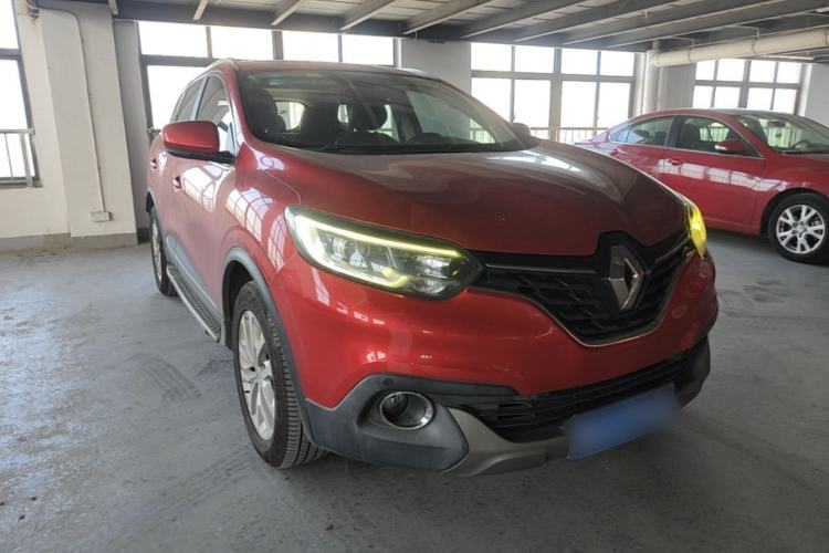 Used Renault Kadjar 2016 2.0L Two-Wheel Drive Leading Edition Front Right 45 Deg