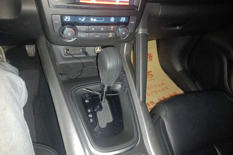Used Renault Kadjar 2016 2.0L Two-Wheel Drive Prestige Edition Gear Lever