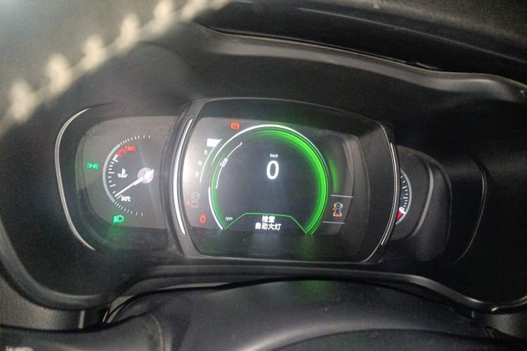 Used Renault Kadjar 2016 2.0L Two-Wheel-Drive Luxury Edition Instrument Cluster