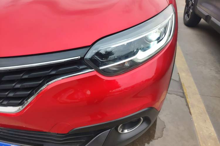 Used Renault Kadjar 2016 2.0L Two-Wheel-Drive Luxury Edition Left Front Headlight