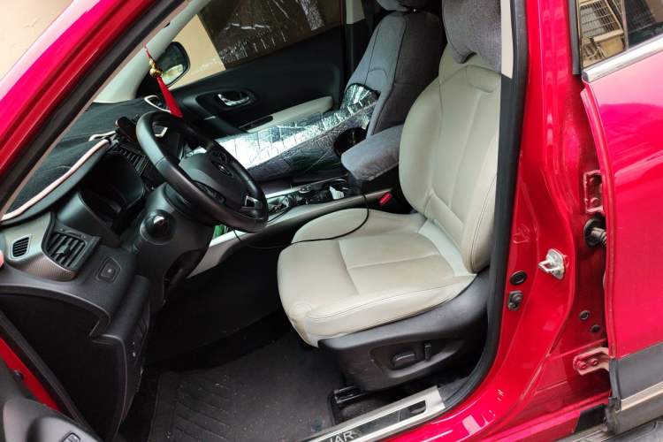 Used Renault Kadjar 2016 2.0L Two-Wheel Drive Prestige Edition Left Front Seat