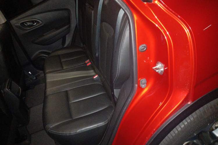 Used Renault Kadjar 2016 2.0L Two-Wheel Drive Prestige Edition Left Rear Seat