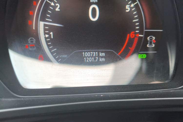 Used Renault Kadjar 2016 2.0L Two-Wheel Drive Prestige Edition Odometer Close Up