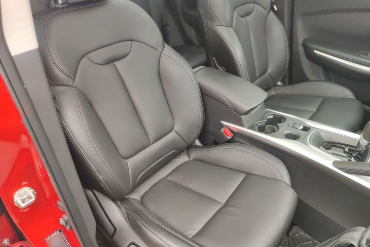 Used Renault Kadjar 2016 2.0L Two-Wheel-Drive Luxury Edition Right Front Seat