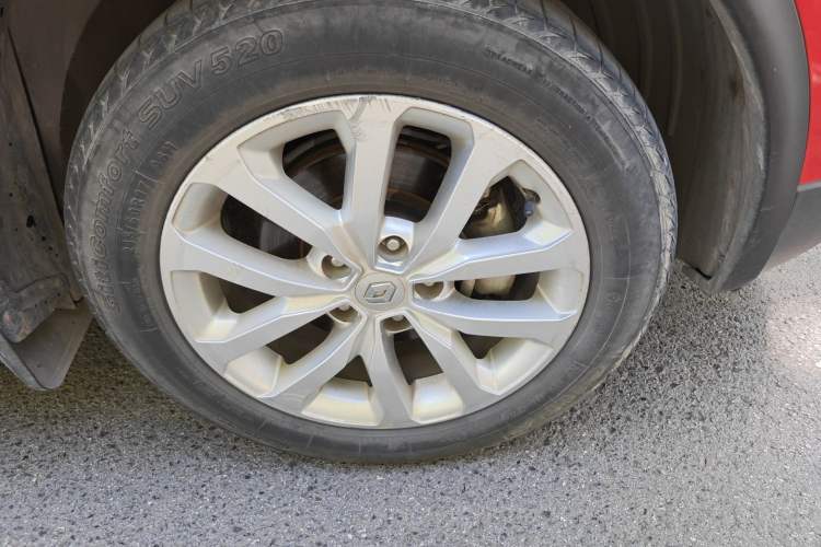 Used Renault Kadjar 2016 2.0L Two-Wheel-Drive Luxury Edition Right Front Wheel Hub