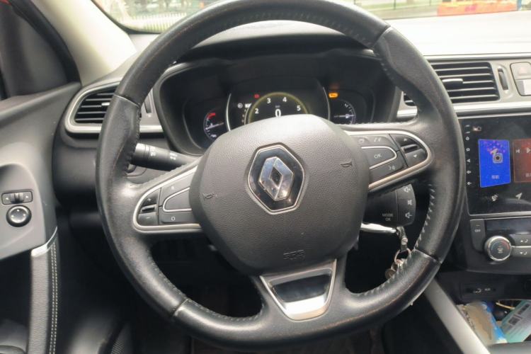 Used Renault Kadjar 2016 2.0L Two-Wheel Drive Comfort Edition Steering Wheel