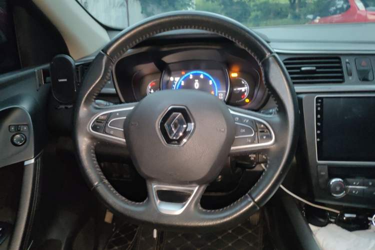 Used Renault Kadjar 2016 2.0L Two-Wheel Drive Leading Edition Steering Wheel