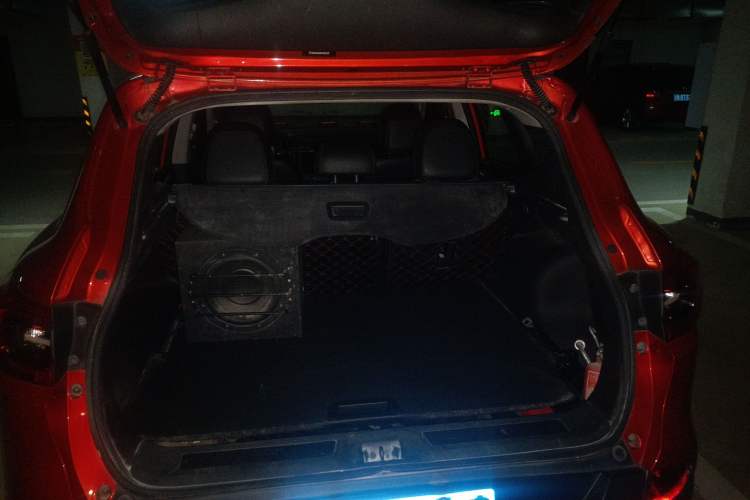 Used Renault Kadjar 2016 2.0L Two-Wheel-Drive Luxury Edition Trunk