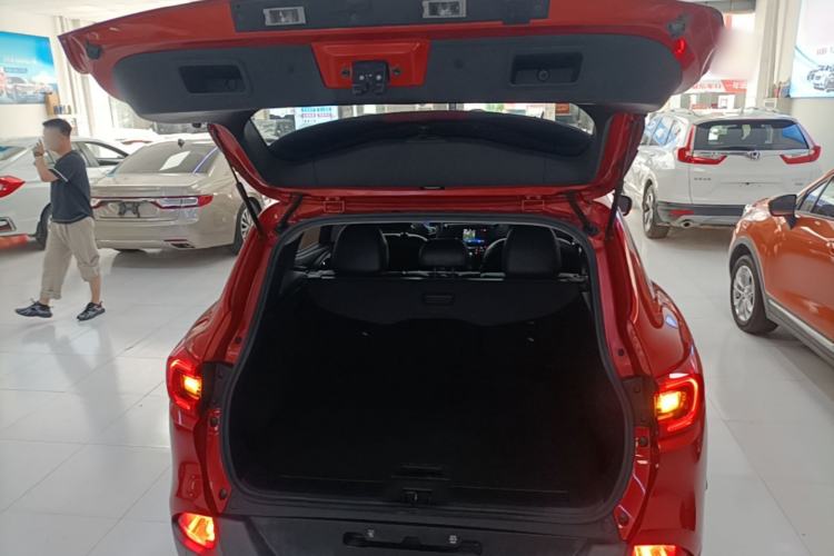 Used Renault Kadjar 2016 2.0L Two-Wheel-Drive Luxury Edition Trunk