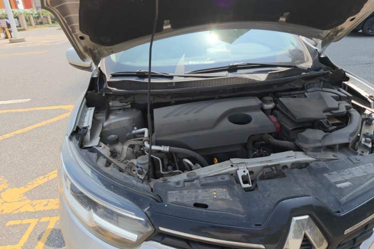 Used Renault Kadjar 2016 2.0L Two-Wheel-Drive Luxury Edition Engine Bay Right