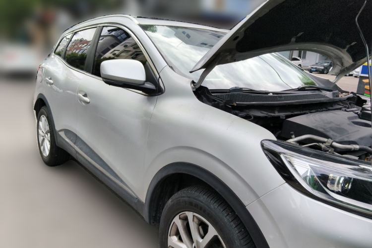 Used Renault Kadjar 2016 2.0L Two-Wheel Drive Leading Edition Front Right 45 Deg