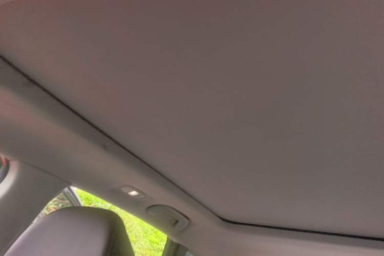 Used Renault Kadjar 2016 2.0L Two-Wheel Drive Prestige Edition Headliner