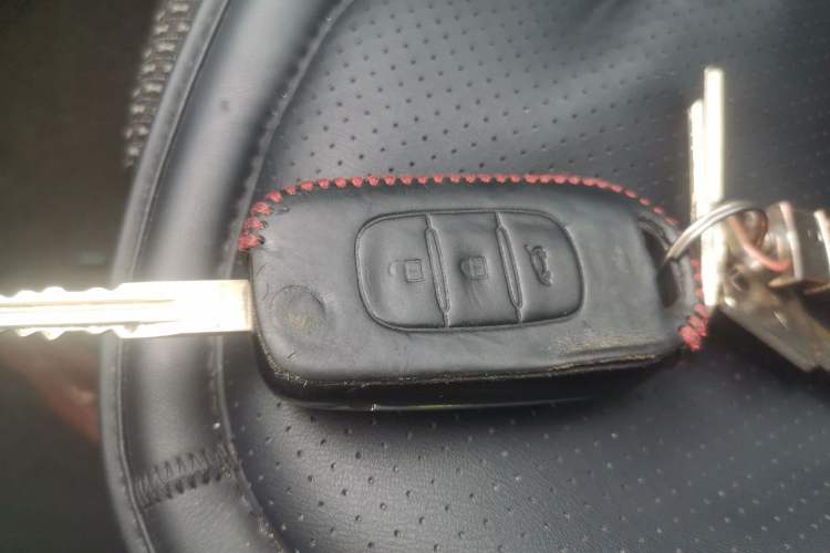 Used Renault Kadjar 2016 2.0L Two-Wheel Drive Comfort Edition Interior 1