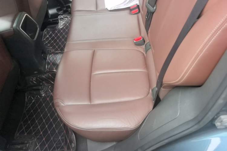 Used Renault Kadjar 2016 2.0L Two-Wheel Drive Prestige Edition Left Rear Seat