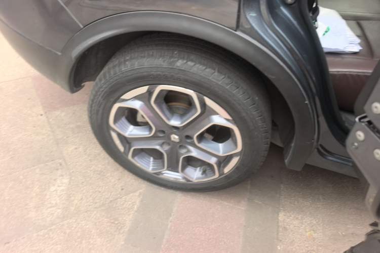 Used Renault Kadjar 2016 2.0L Two-Wheel Drive Prestige Edition Right Rear Wheel Hub