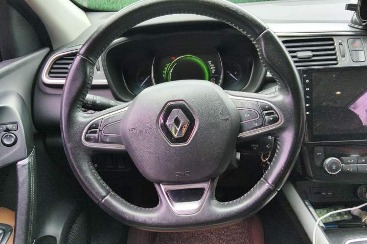 Used Renault Kadjar 2016 2.0L Two-Wheel Drive Leading Edition Steering Wheel