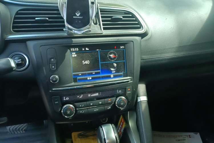 Used Renault Kadjar 2016 2.0L Two-Wheel Drive Prestige Edition Audio And AC Panel