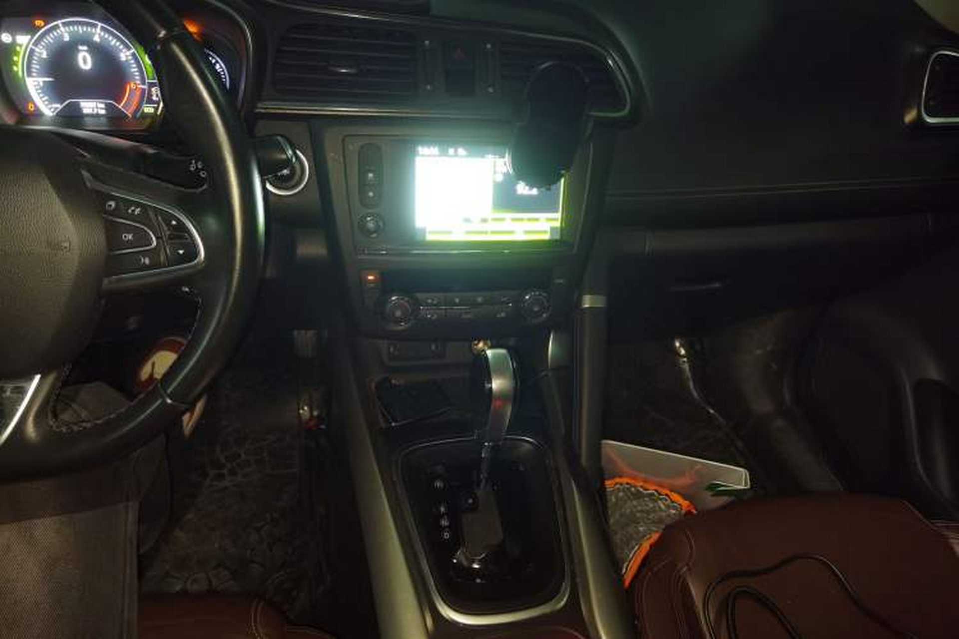 Used Renault Kadjar 2016 2.0L Two-Wheel Drive Prestige Edition Audio And AC Panel