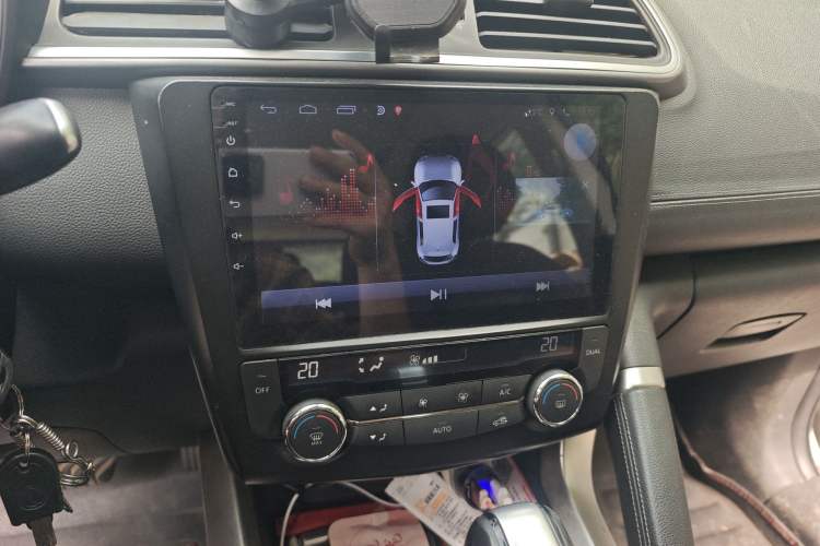 Used Renault Kadjar 2016 2.0L Two-Wheel Drive Leading Edition Audio And AC Panel
