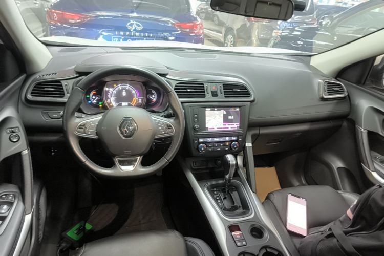 Used Renault Kadjar 2016 2.0L Two-Wheel-Drive Luxury Edition Center Console