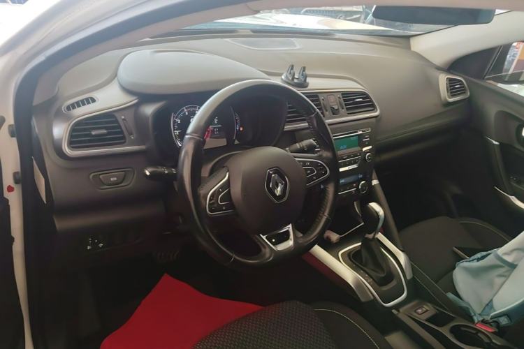 Used Renault Kadjar 2016 2.0L Two-Wheel Drive Leading Edition Center Console